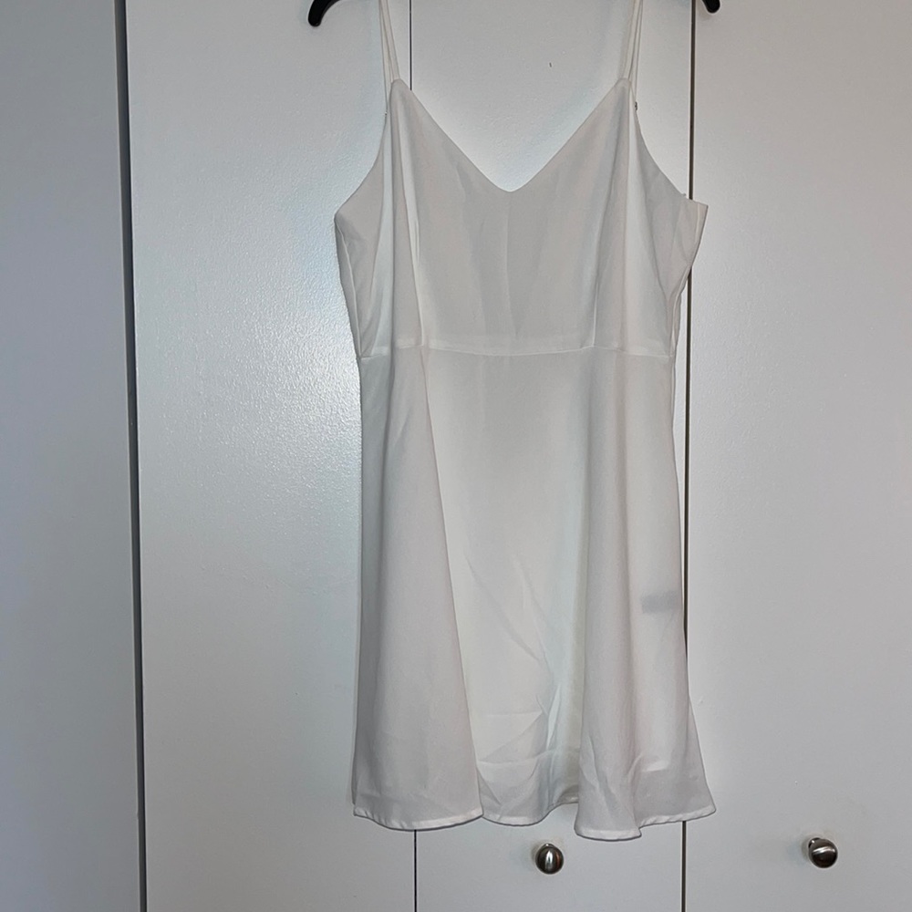 🤍 White Spaghetti Strap Dress | US 6 | Medium 🤍